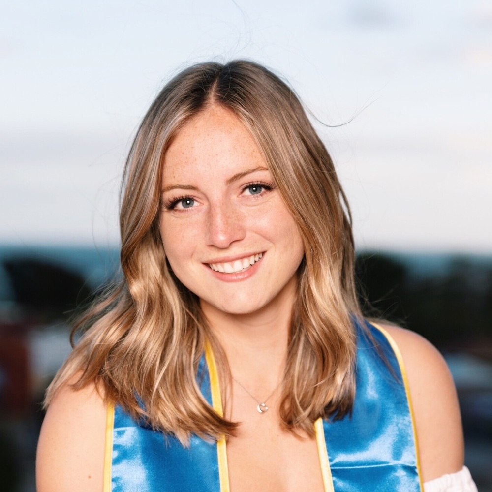 Meet your Posher, Kelly